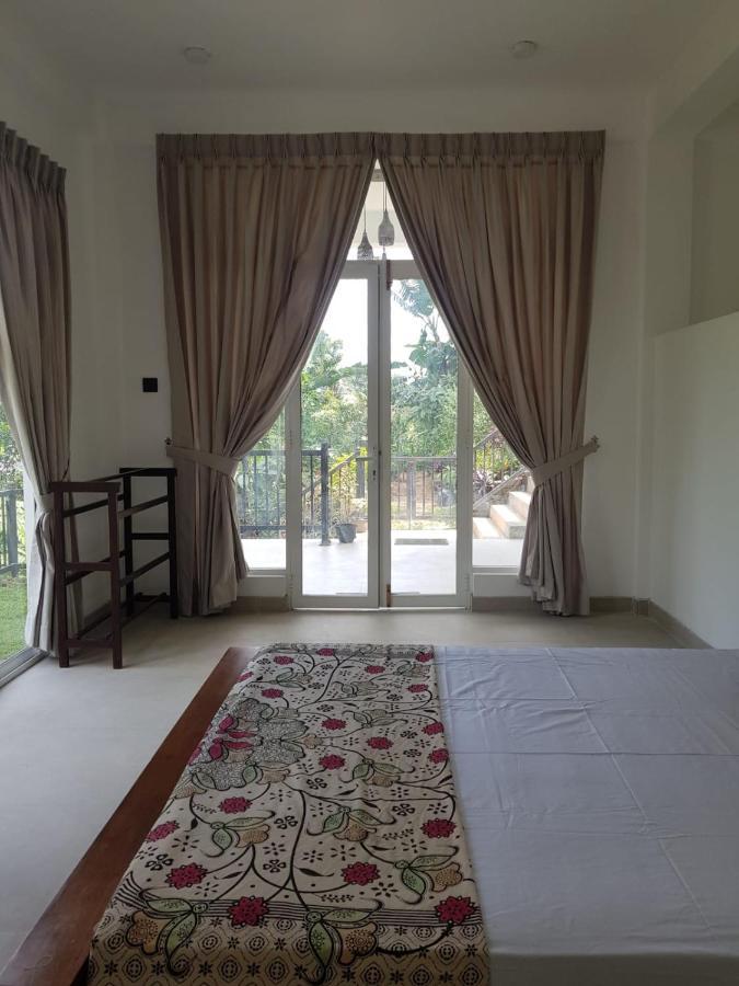Pearl'S Homestay Matale Exterior photo