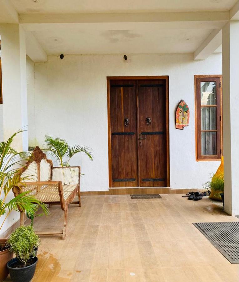 Pearl'S Homestay Matale Exterior photo