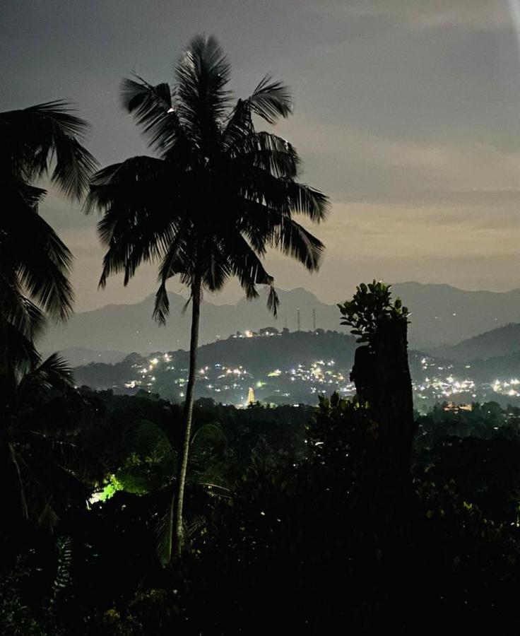 Pearl'S Homestay Matale Exterior photo